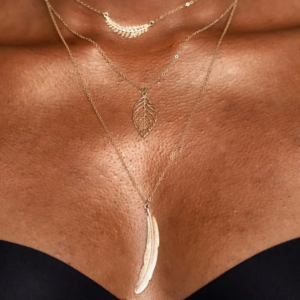 Leaf Pendant Necklace Triple Layered - Picture 3 of 10